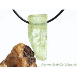 Heliodor (Beryll) XXL Schmuckstein / Kristallstab gebohrt - AAA-Sonderqualit&auml;t - Rarit&auml;t - Handarbeit - ca. 3,8 cm x 1,6 cm x 1,2 cm