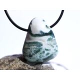 Moosachat gr&uuml;n Trommelstein gebohrt - sch&ouml;ne Qualit&auml;t - ca. 2,8 cm x 2,2 cm x 1,5 cm