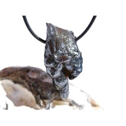 Psilomelan (Braunstein) XXL Rohstein gebohrt - Rarit&auml;t - Sonderqualit&auml;t - ca. 4,3  cm x 2 cm x 1,6 cm (Fairer Handel/Fair Trade)