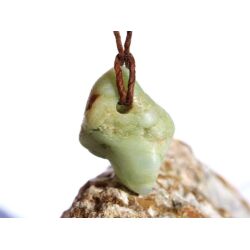 Chrysopras Trommelstein gebohrt - ca. 2,5 cm x 1,9 cm x 1,7 cm