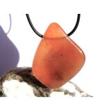 Chalcedon rot (Blutchalcedon) XXL Schmuckstein / Scheibenstein gebohrt - AA-Sonderqualit&auml;t - Rarit&auml;t - Handarbeit - ca. 4,6 cm x 3,6 cm x 1,2 cm