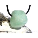 Prehnit grün Trommelstein gebohrt -...