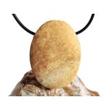 Versteinerte Koralle XXL Schmuckstein Cabochon / Scheibenstein gebohrt - ca. 4 cm x 3 cm x 0,9 cm