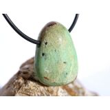 Chrysopras Trommelstein gebohrt - ca. 3 cm x 2 cm x 1,5 cm