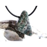 Glaukophan mit Granat / Glaukophanschiefer (Eklogit) Schmuckstein / Scheibenstein gebohrt - Sonderqualität - Handarbeit - ca. 2,8 cm x 1,9 cm x 1 cm