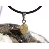 Chrysoberyll Rohsteinform Anhänger Silberöse Schmuckdose - Sonderqualität - Rarität - ca. 2 cm x 0,8 cm x 0,7 cm