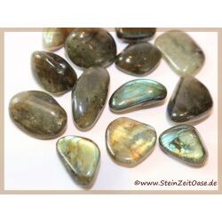 Labradorit (Feldspat) Trommelsteine poliert - ca. 2,6 - 3 cm / ca. 12 - 15 g /St