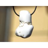 Magnesit-Knolle XXL Trommelstein gebohrt - Sonderqualit&auml;t - ca. 4,7 cm x 3 cm x 1,9 cm