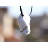 Magnesit-Knolle XL Trommelstein gebohrt -...