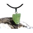 Peridot Kristall- / Rohsteinform Anhänger Silberöse (Olivin / Chrysolith) - Sonderqualität - ca. 2,8 cm x 1,4 cm x 1,3 cm (GKS)