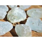 Topas blau natur Kristalle / Rohsteine z. T. angetrommelt - Sonderqualit&auml;t - Rarit&auml;t - ca. 20 g