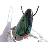 Rubin-Zoisit (Anyolith) XXXL Schmuckstein / Trommelstein gebohrt - AA-Sonderqualität - ca. 5,4 cm x 3,2 cm x 1,2 cm