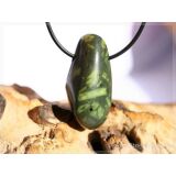 Porphyrit mit Epidot gr&uuml;n XXL Schmuckstein /...