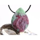 Rubin-Zoisit (Anyolith) XXL Schmuckstein mit Rohsteinform...