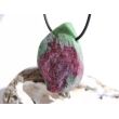 Rubin-Zoisit (Anyolith) XXL Schmuckstein mit Rohsteinform gebohrt - AA-Sonderqualität - Handarbeit - ca. 4,3 cm x 3,2 cm x 1,3 cm