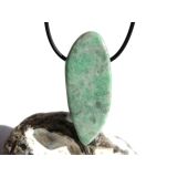 Jadeit (Jade / Burmajade) grün XXXL Schmuckstein / Scheibenstein gebohrt - Sonderqualität - Handarbeit - ca. 5,1 cm x 2,1 cm x 1,1 cm