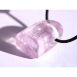 Kunzit rosa "Silberschimmer" Schmuckstein / Trommelstein gebohrt (Spodumen) - AA-Sonderqualit&auml;t - Rarit&auml;t - Handarbeit - ca. 2,5 cm x 2 cm x 1,6 cm