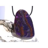 Sugilith XXXL Schmuckstein / Scheibenstein gebohrt - Rarit&auml;t - AA-Sonderqualit&auml;t - Handarbeit - ca. 5,3 cm x 3,7 cm x 0,7 cm