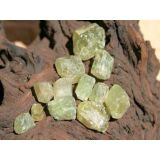 Apatit gr&uuml;n Kristalle / Rohsteine...