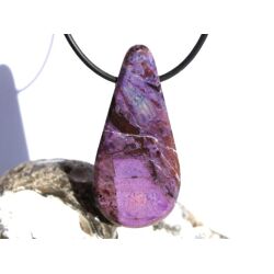 Sugilith XXXL Schmuckstein Cabochon / Scheibenstein gebohrt - Rarit&auml;t - Sonderqualit&auml;t - ca. 5,1 cm x 2,4 cm x 0,5 cm