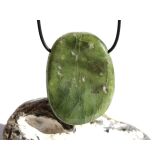 Vesuvian gr&uuml;n (Idokras) XXXL Schmuckstein /...