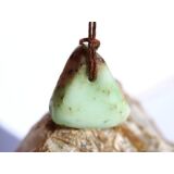 Chrysopras Schmuckstein / Trommelstein gebohrt - ca. 2,4 cm x 2,3 cm x 1,4 cm