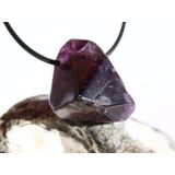 Amethyst dunkel "Morion" Kristallspitze / Rohstein angetrommelt, gebohrt - Sonderqualität - ca. 2,7 cm x 2,3 cm x 2,1 cm - Sonderpreis wg. Makel -