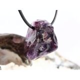 Amethyst dunkel "Morion" Kristallspitze / Rohstein angetrommelt, gebohrt - Sonderqualität - ca. 2,7 cm x 2,3 cm x 2,1 cm - Sonderpreis wg. Makel -
