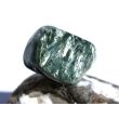 Seraphinit (Klinochlor) Trommelstein - Sonderqualität - ca. 3,5 cm x 2,5 cm x 2,4 cm