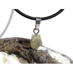 Chrysoberyll Rohsteinform Anh&auml;nger Silber&ouml;se Schmuckdose - Sonderqualit&auml;t - Rarit&auml;t - ca. 2 cm x 0,8 cm x 0,4 cm